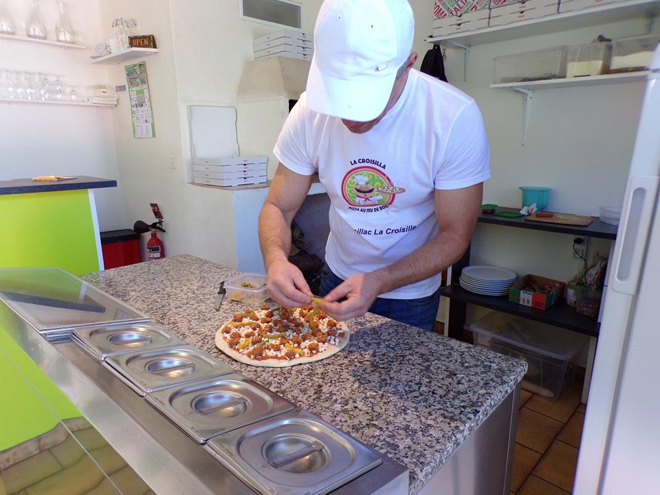 Preparation pizza